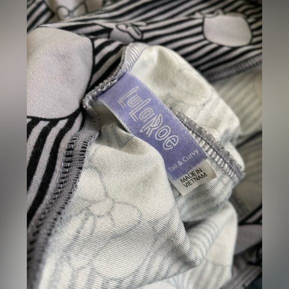 TC LuLaRoe Disney Mickey Minnie Head Tall Curvy Leggings - Picture 4 of 6